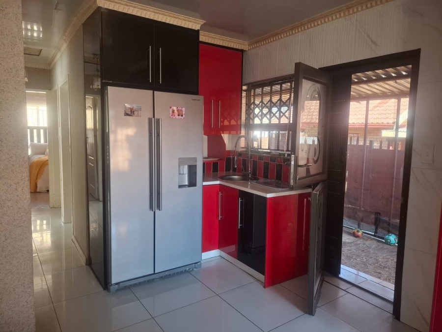 3 Bedroom Property for Sale in Maokeng Free State